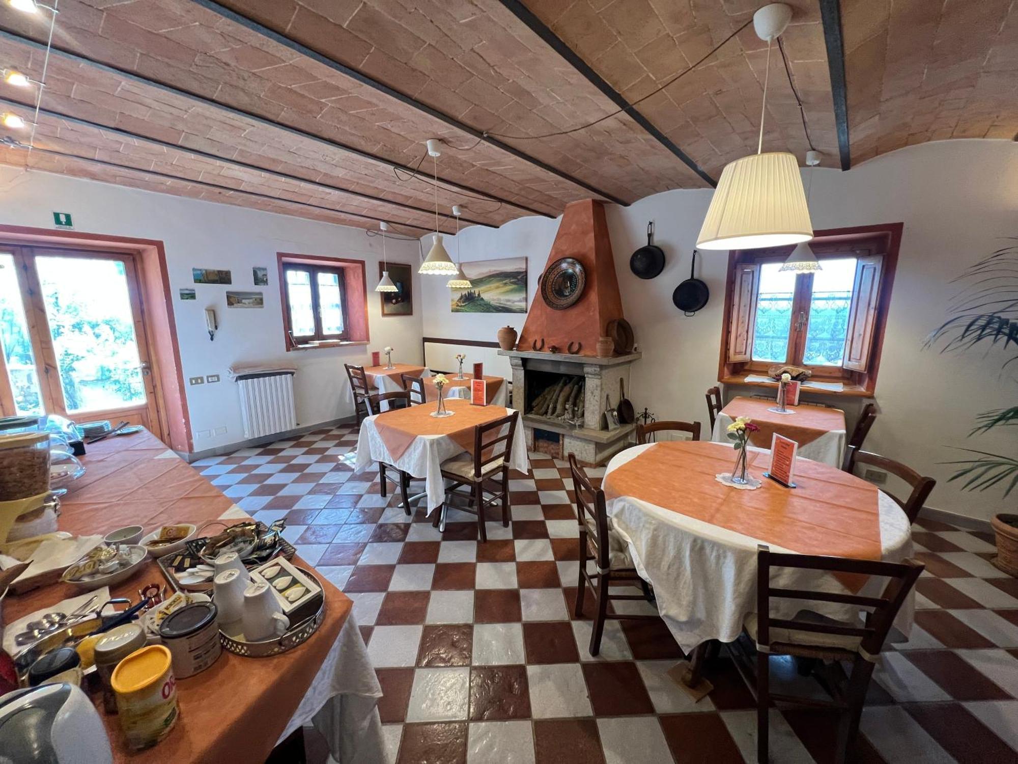 Bed and Breakfast Mancino Поджибонси Экстерьер фото